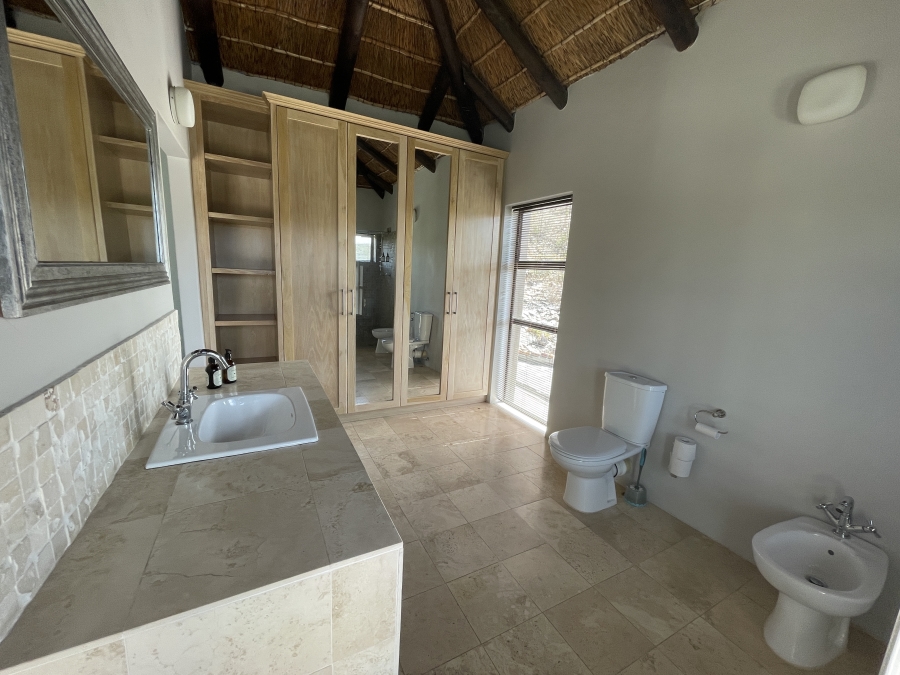 4 Bedroom Property for Sale in Malgas Western Cape